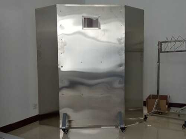 防辐射羞羞漫画真人版